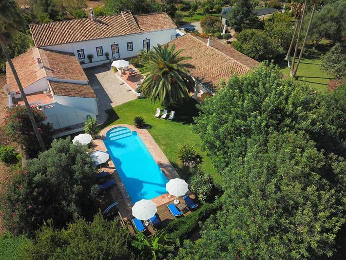 Location de vacances pour 3 personnes, avec piscine et jardin dans Pata De Cima - 4
