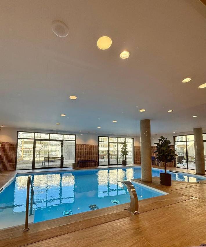 Cottage pour 2 personnes, avec piscine et terrasse, animaux acceptés à Tinqueux
