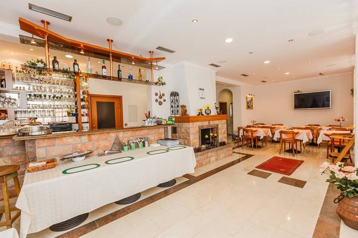 Ferienwohnung für 2 Personen, mit Balkon, mit Haustier in Omis - 3