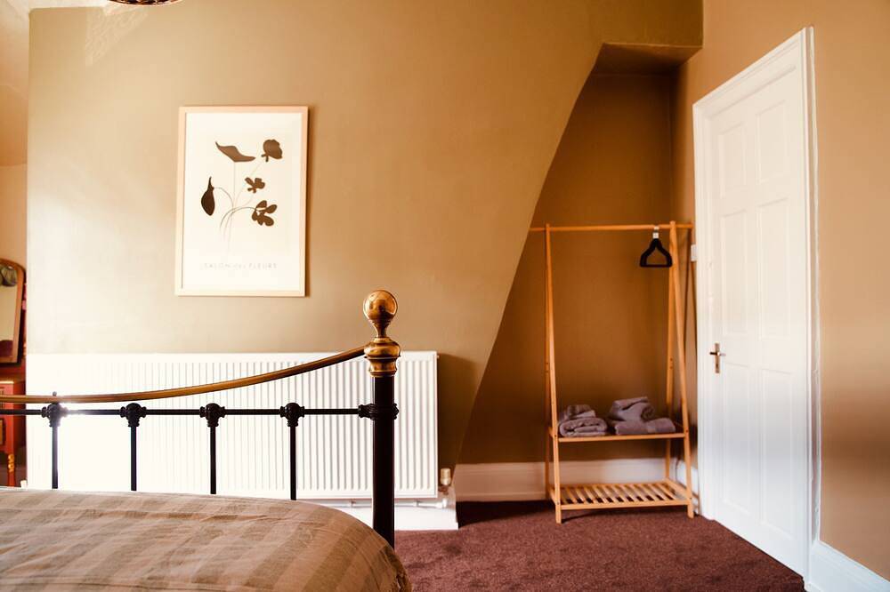 Entire apartment, Boutique Apartment - Sleeps 6 & Free Parking in Ilkley, West Yorkshire