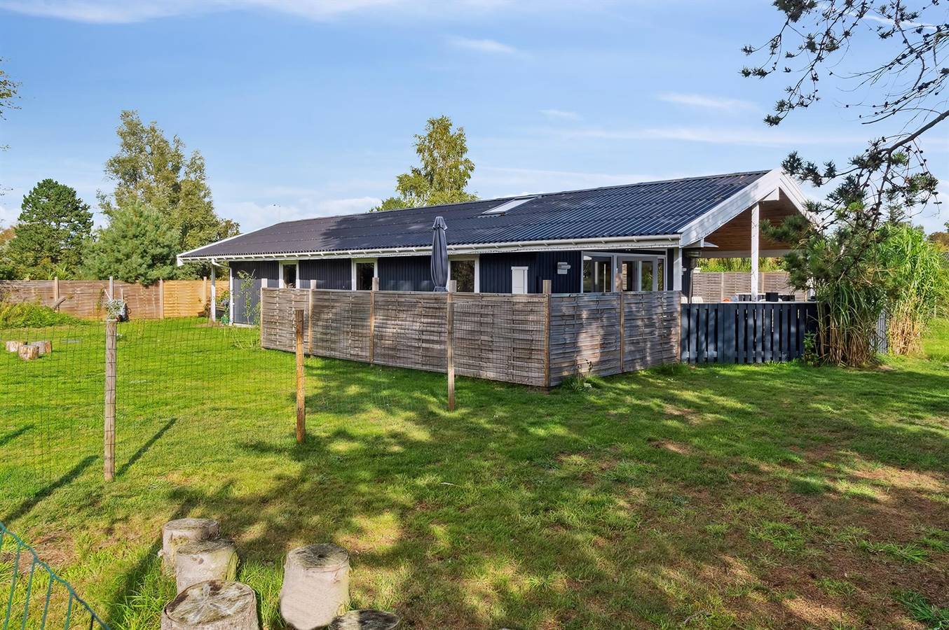 Stunning home in Rødby w/ Wifi, 3 Bedrooms and Sauna in Rødby, Schwedische Ostsee