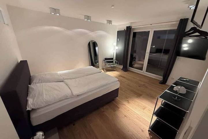 Ganze Wohnung, Exklusives Penthouse - Loft mit Blick auf den Dom in Köln, Rheinland