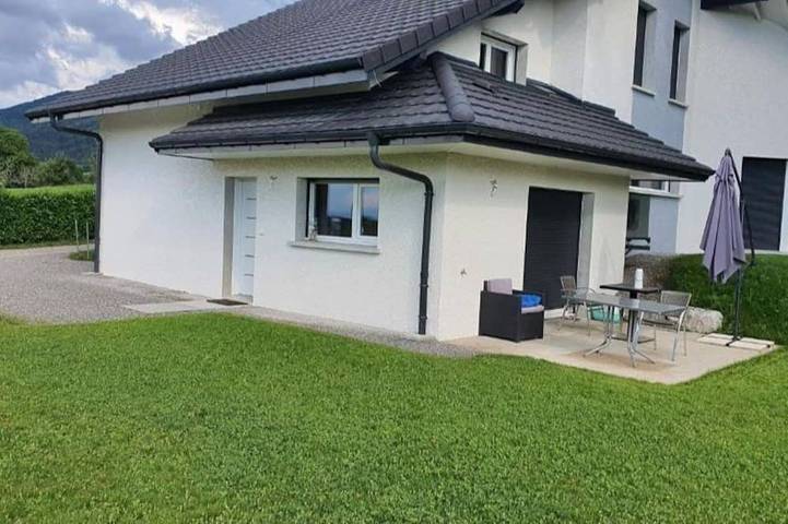 Appartement de vacances pour 4 personnes, avec jardin et terrasse, animaux acceptés