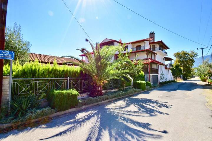 Casa rural para 2 personas, con jardín además de balcón y vistas - 1