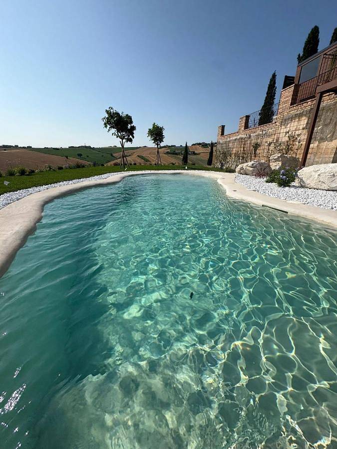 Casa vacanza per 9 persone, con sauna e giardino nonché piscina e panorama, con animali domestici in Filottrano
