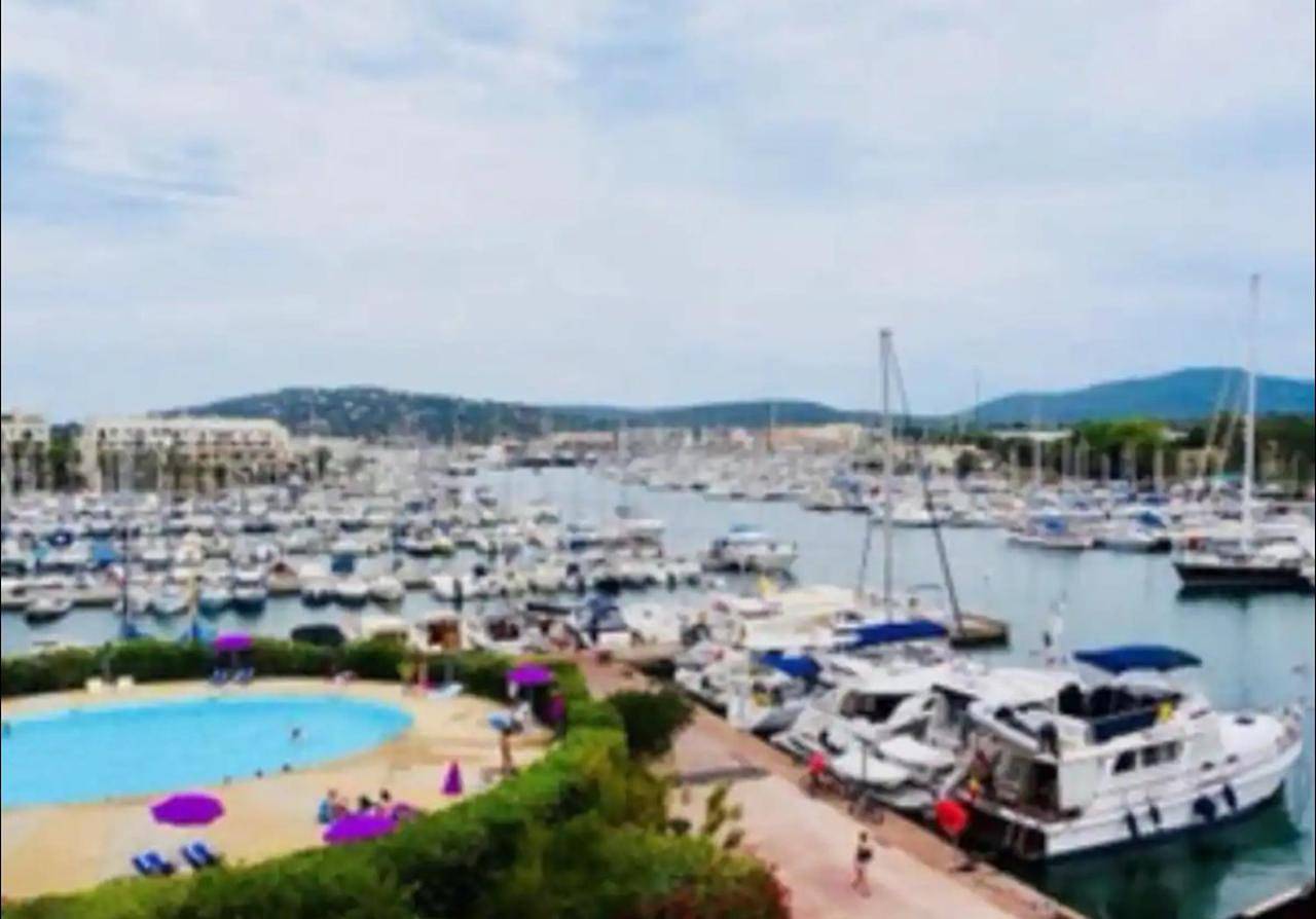 Ganze Wohnung, Petit Cocon magnifique vue sur Marina dans le golfe de Saint Tropez in Port Cogolin, Cogolin