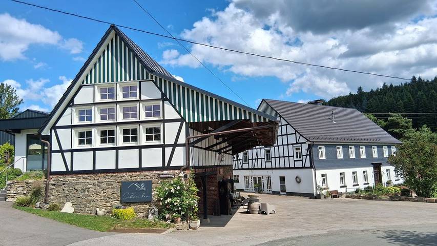 Ferienwohnung für 6 Personen, mit Garten und Terrasse in Lennestadt