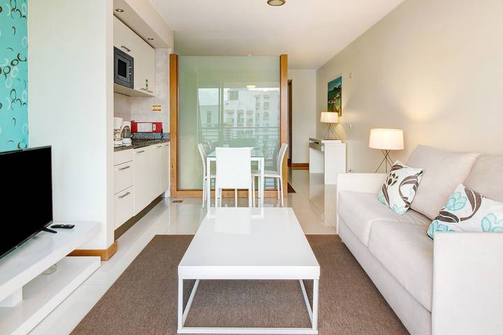 Ferielejlighed for 4 personer, med balkon i Funchal