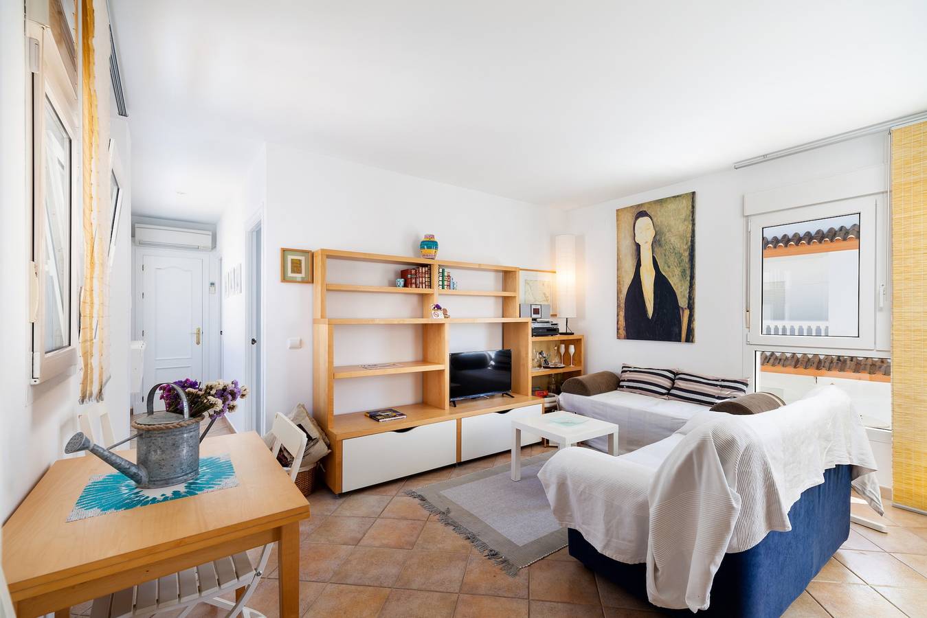 Apartamento entero, Hermoso apartamento con ubicación central cerca de la playa con aire acondicionado y balcón. in Conil de la Frontera, Costa de la Luz