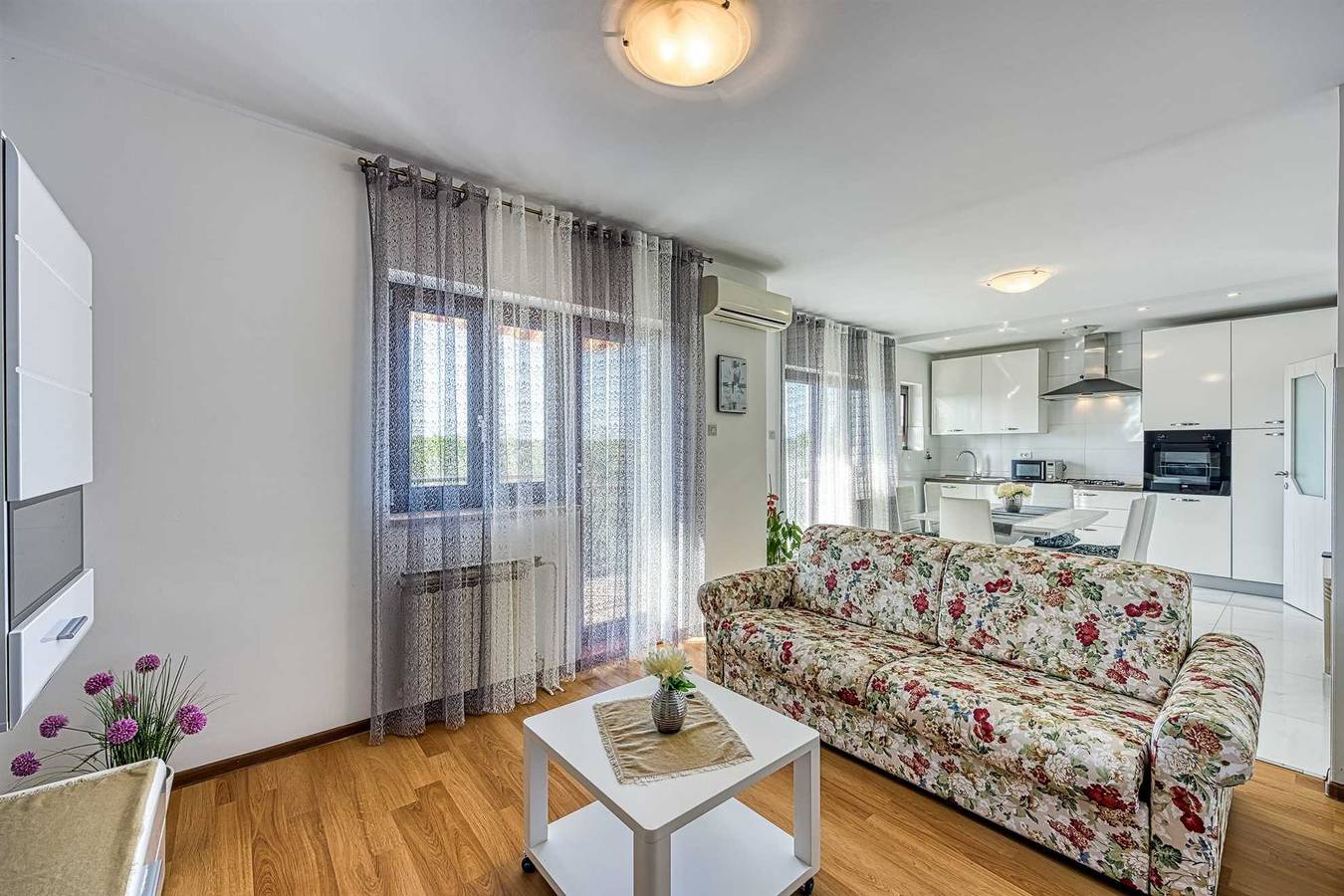 Apartamento entero, Apartamento 3 con jardín de olivos in Rovinj, Región de Rovinj