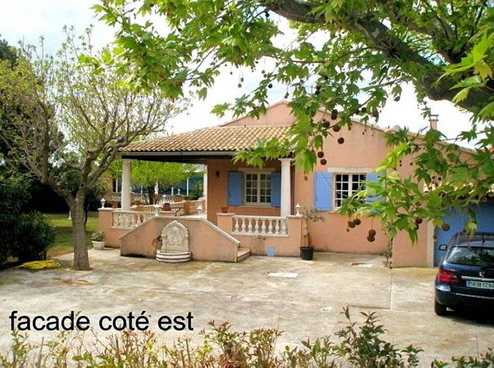 Location de vacances pour 7 personnes, avec jardin ainsi que terrasse et piscine à Orange - 3