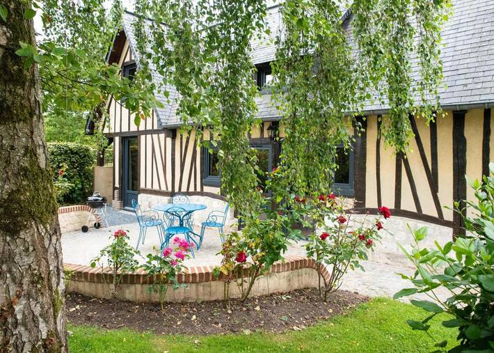 Location de vacances pour 4 personnes, avec Terrasse ainsi que Jardin et Vue à Villequier