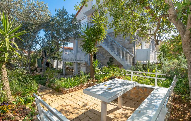 Gîte pour 4 personnes, avec terrasse à Stari Grad - 4