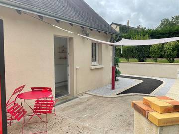 Gîte pour 4 personnes, avec terrasse ainsi que jacuzzi et jardin dans Centre-Val de Loire
