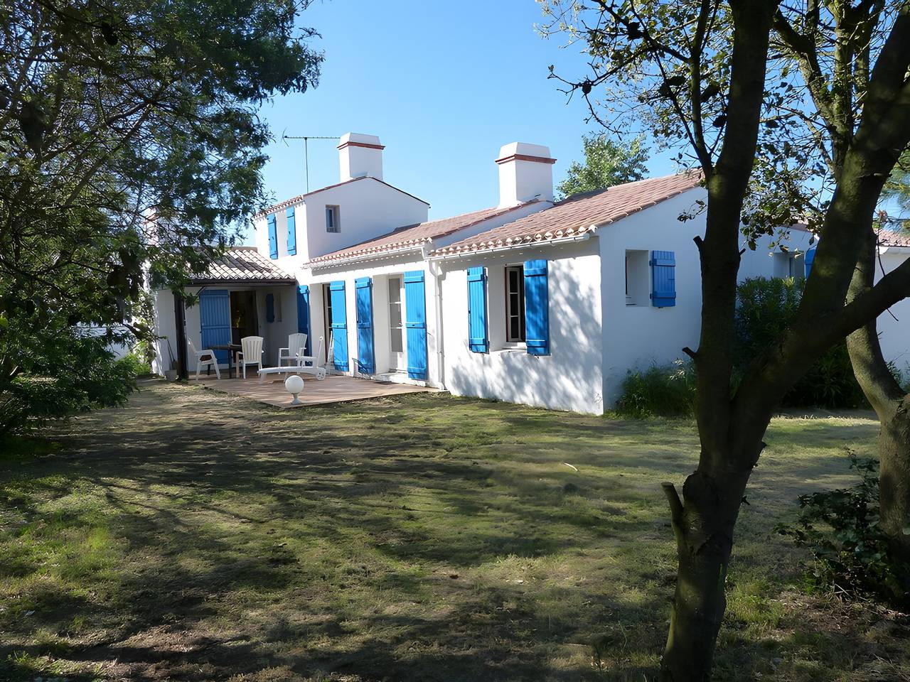Villa "Noirmoutier" with Private Terrace and Garden in Noirmoutier-en-l'Île, Noirmoutier