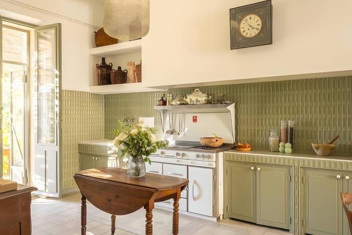 Bed and Breakfast 'Chambre 1' with Shared Pool, Wi-Fi and Air Conditioning in La Motte, Draguignan regionen