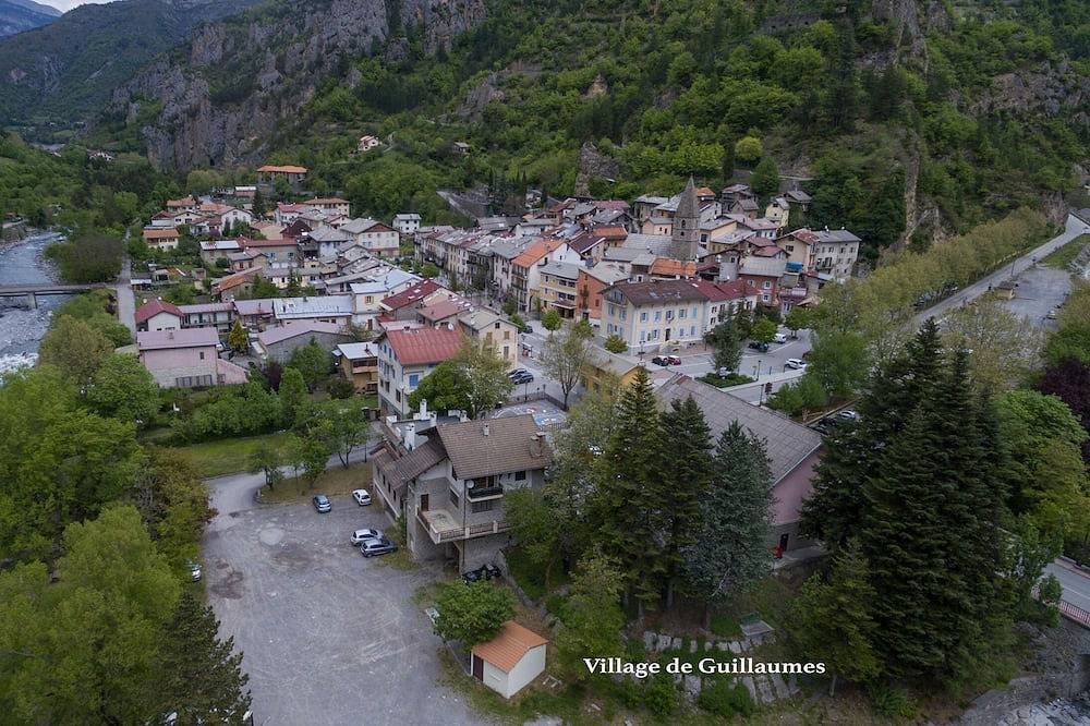 Appartement entier, Appartement pour 4 personnes à Guillaumes  Résidence Reine jeanne in Guillaumes, Région de Nice