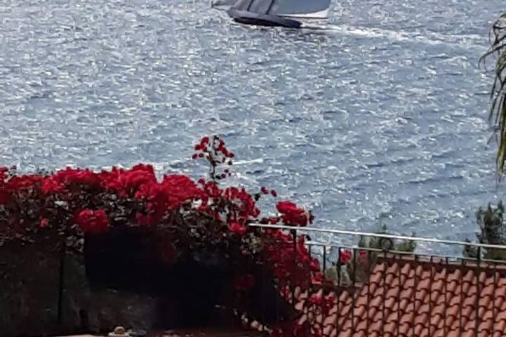 Ferienwohnung für 14 Personen, mit Balkon und Garten sowie Pool