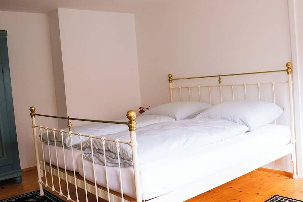 Ganze Wohnung, Großzügiges Landhaus für 10 Personen in Weihenzell, Romantische Straße