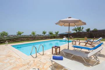 Holiday Rental for 15 People in Zakynthos, Greece, Photo 2