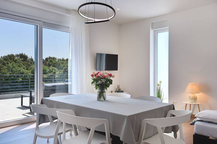 Apartamento entero, Modernes Apartment 400 Meter zum Strand in Pjescana Uvala, Costa sur de Istria