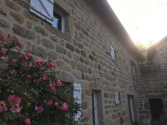 Location de vacances pour 9 personnes, avec Terrasse et Jardin à Saint-Pierre-Eynac - 2