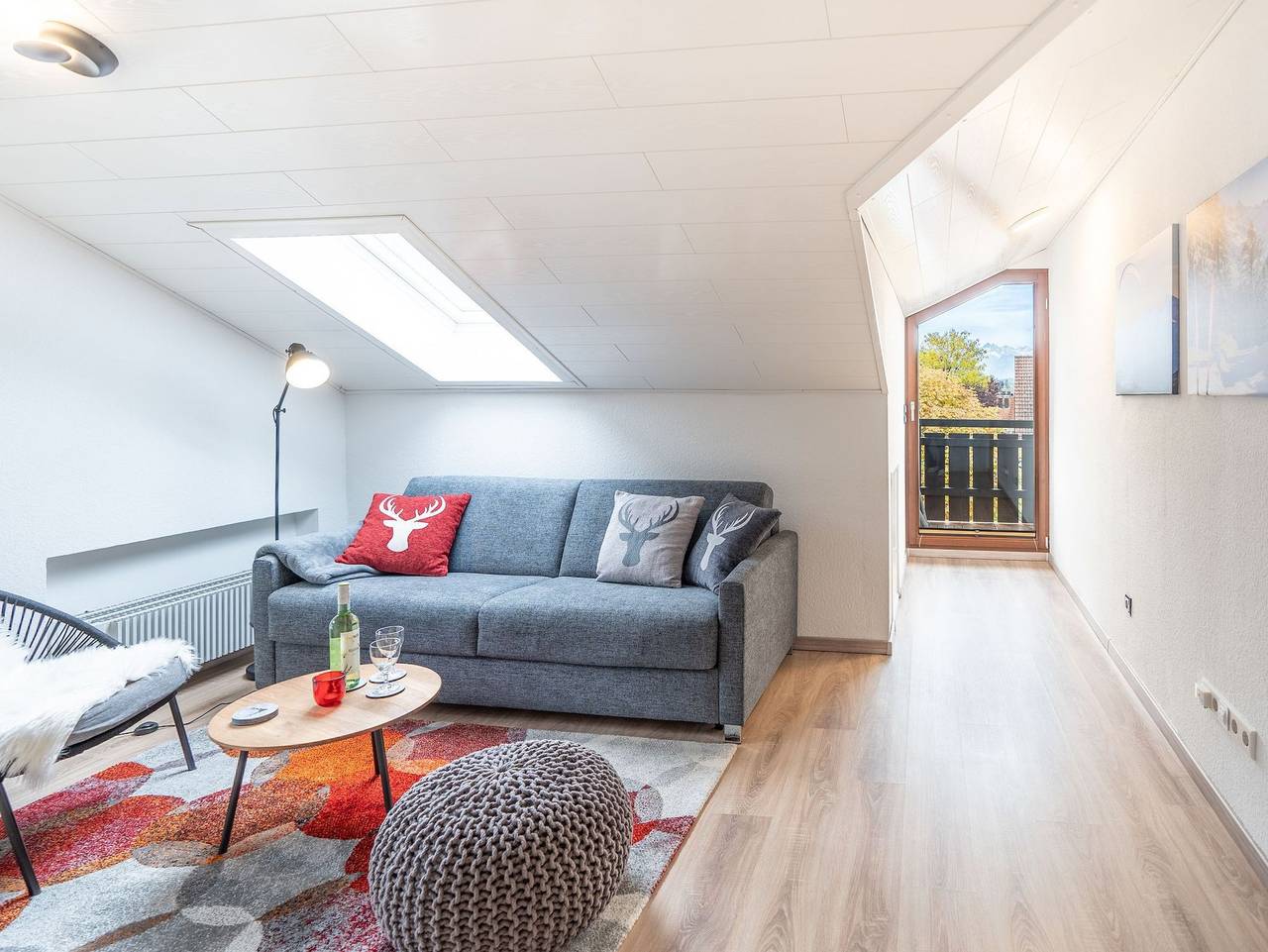 Ganze Ferienwohnung, Burg-Berg-Blick - Ferienwohnung mit Bergblick, Parkplatz und Balkon in Grünten, Burgberg im Allgäu