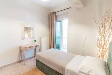 Apartment for 5 People in Kos Town, Kos, Photo 4