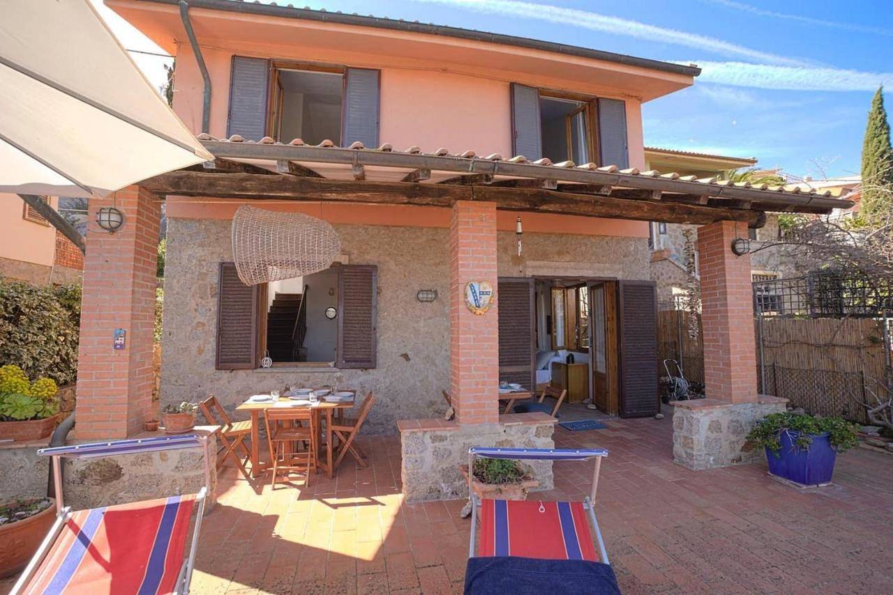 Two-Bedroom House in Isola del Giglio
