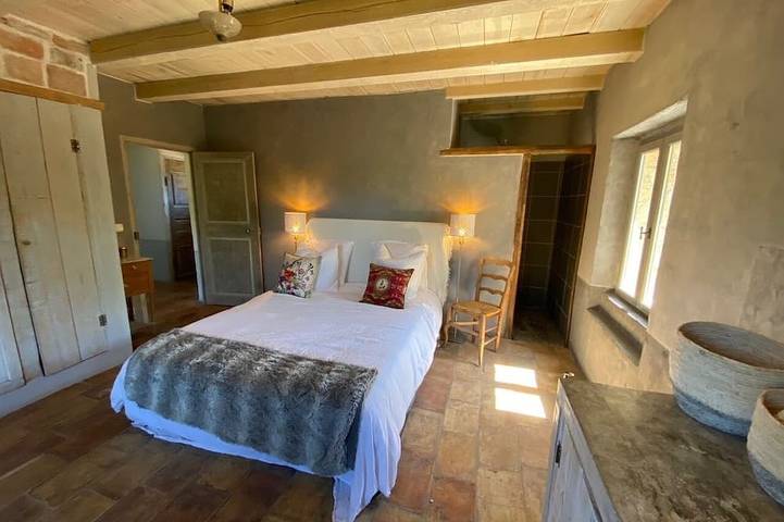 Location de vacances pour 6 personnes, avec terrasse et jardin à Aubussargues - 2