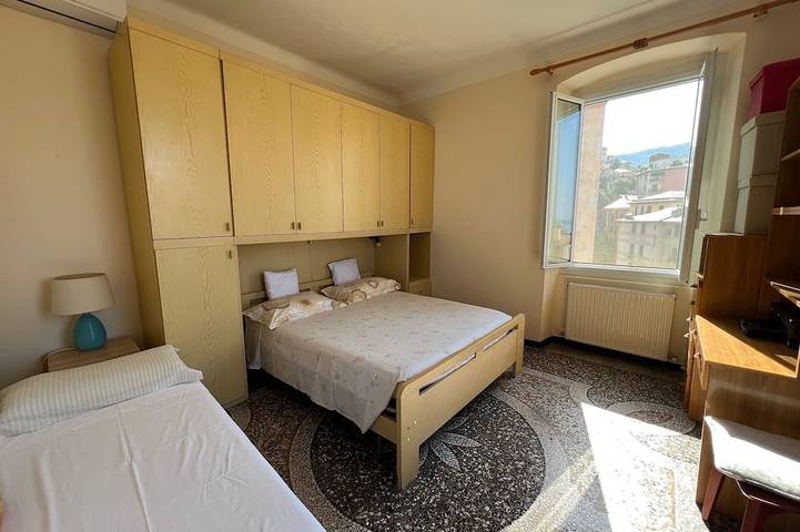 Apartamento entero, Spacious apartment with panoramic views, just 3 minutes from the ocean in Bagni Miramare, Camogli