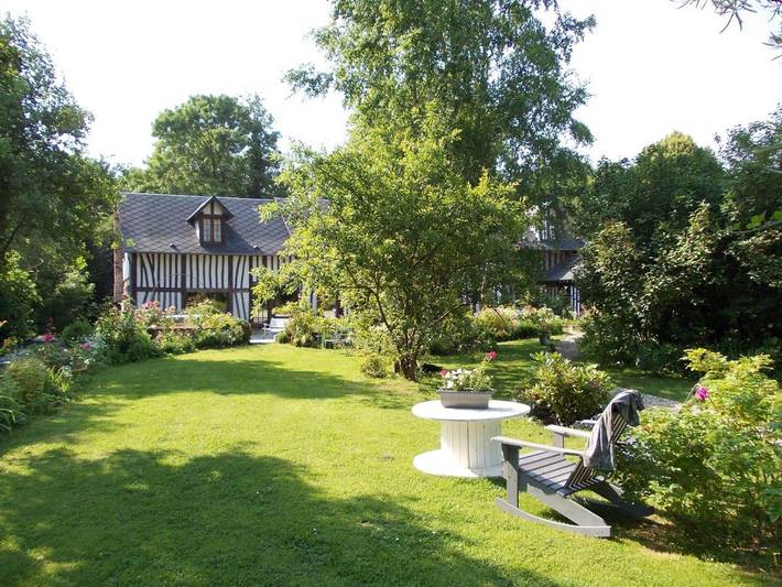 Chambre d’hôte pour 2 personnes, avec Terrasse et Jacuzzi ainsi que Jardin et Vue dans la Somme
