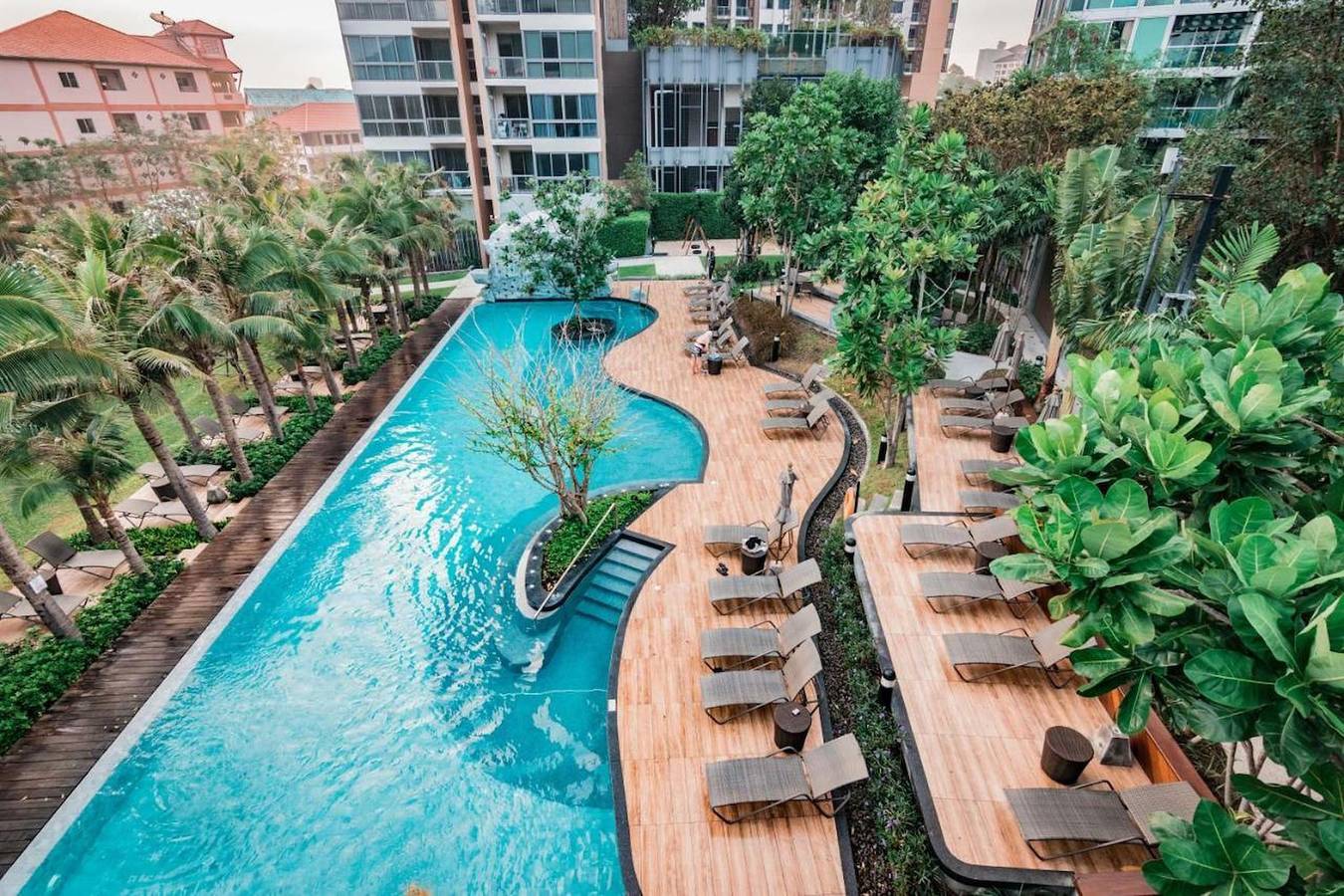 Apartamento entero, Amplio piso alto, la mejor piscina y una ubicación increíble. in Pattaya, Provincia de Chon Buri