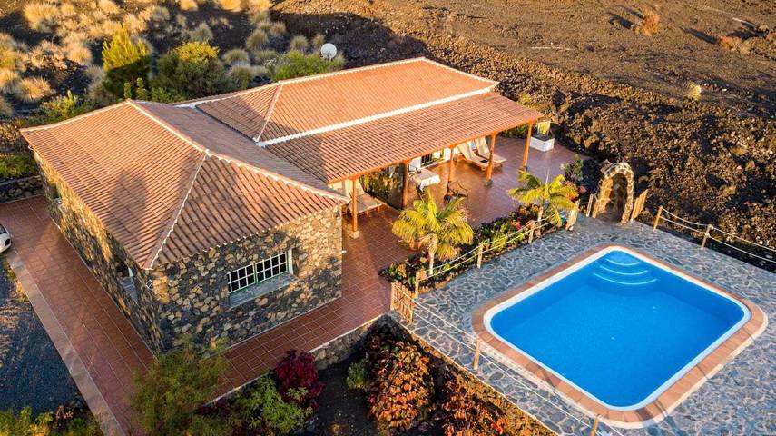 Casa rural para 2 personas, con vistas además de piscina y jardín en La Palma - 4
