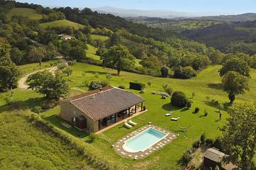 Villa for 6 Guests in Scansano, Maremma, Picture 1