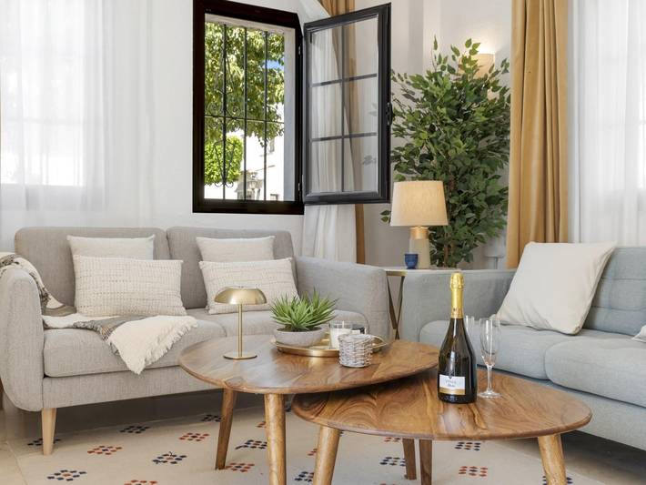 Appartamento intero, Appartamento vacanze per 6 persone con piscina in Marbella West, Marbella