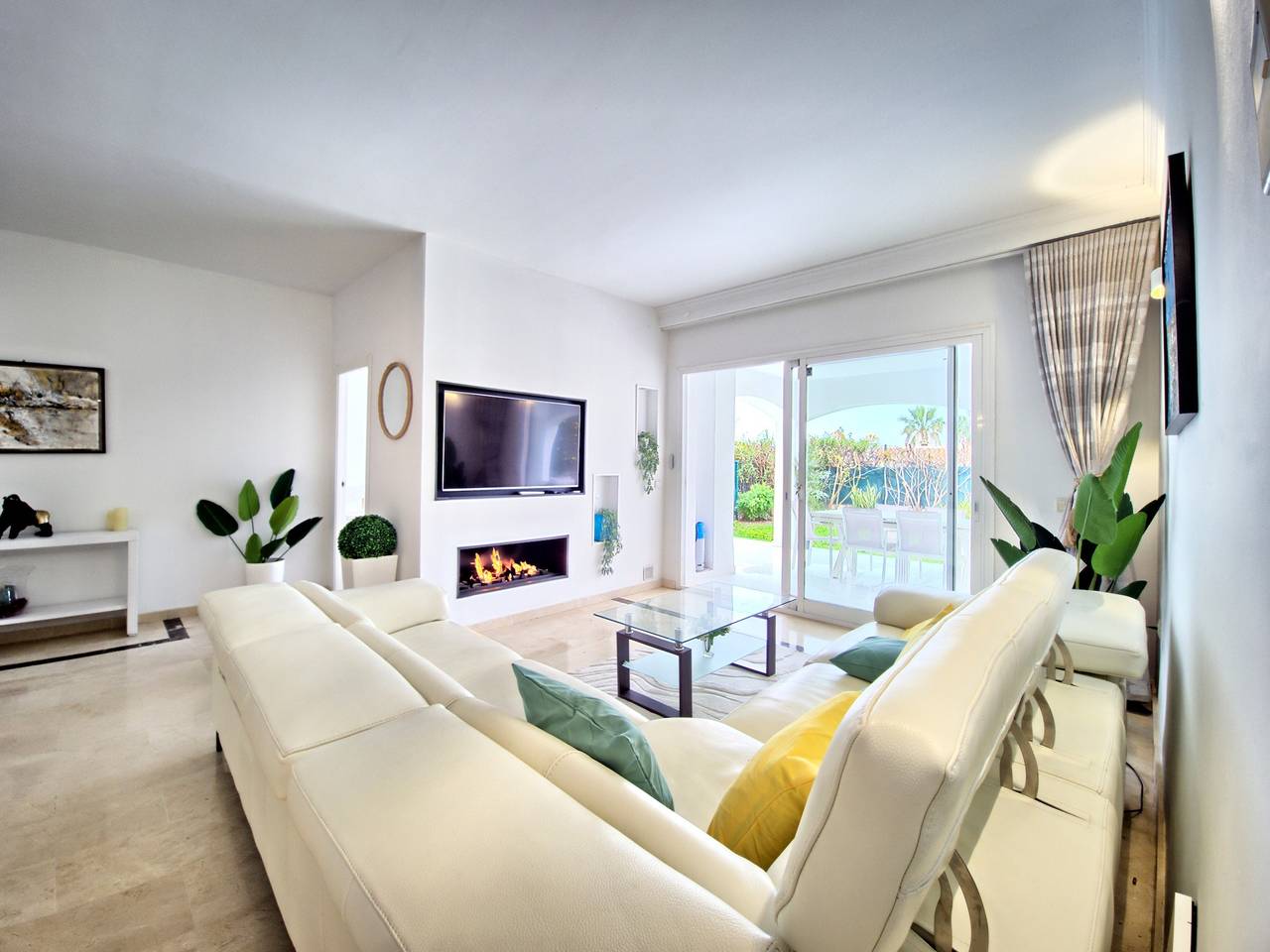 Apartamento inteiro, Apartamento de luxo em Marbella com terraço e jardim in Artola, Marbella