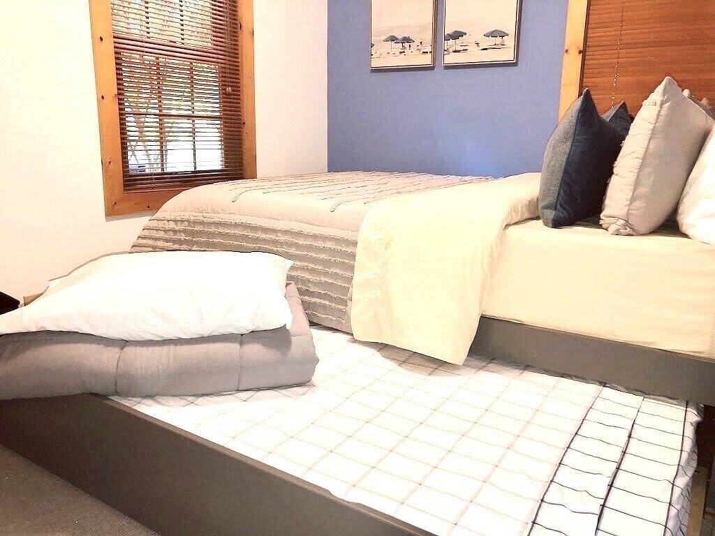 Wooded Retreat in Michiana Shores in Michigan City, LaPorte County