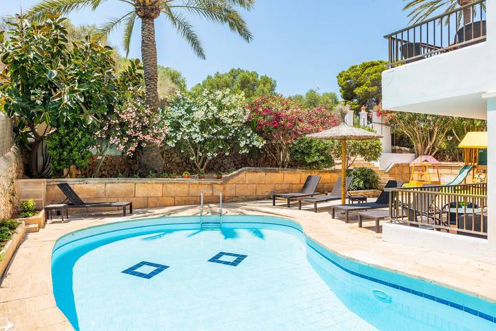 Holiday apartment for 6 people, with balcony and garden - 1