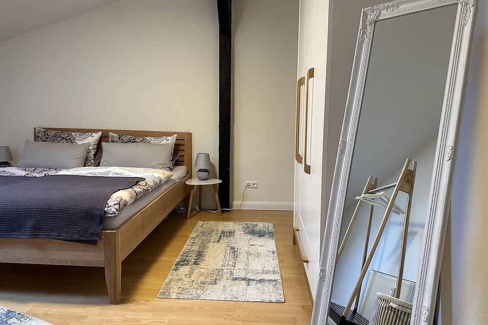 Ganze Wohnung, Gemütliches 60m² Altstadtquartier City- u. Seenähe in Schwerin, Schweriner See