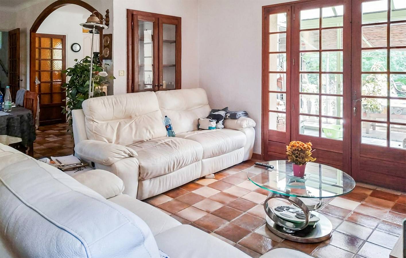 Un alojamiento con encanto a 1,5 km de Anduze: apartamento junto a la piscina con wifi y aparcamiento in Anduze, Cevenas
