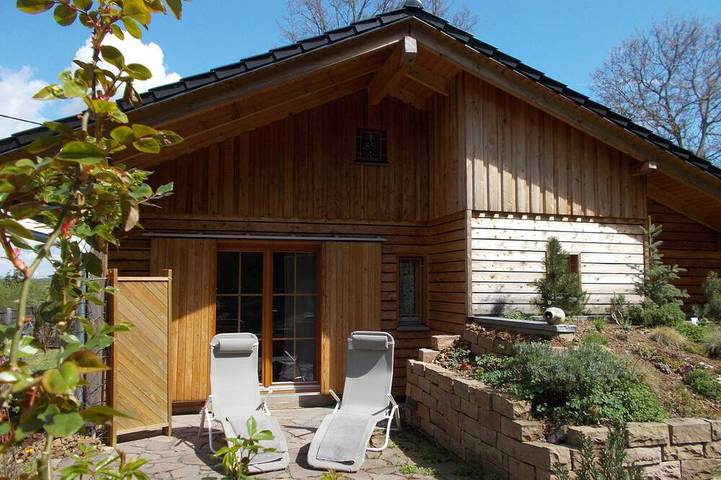 Ferienhaus für 4 Personen, mit Garten und Pool sowie Terrasse in Oelsnitz - Vogtland & Umgebung