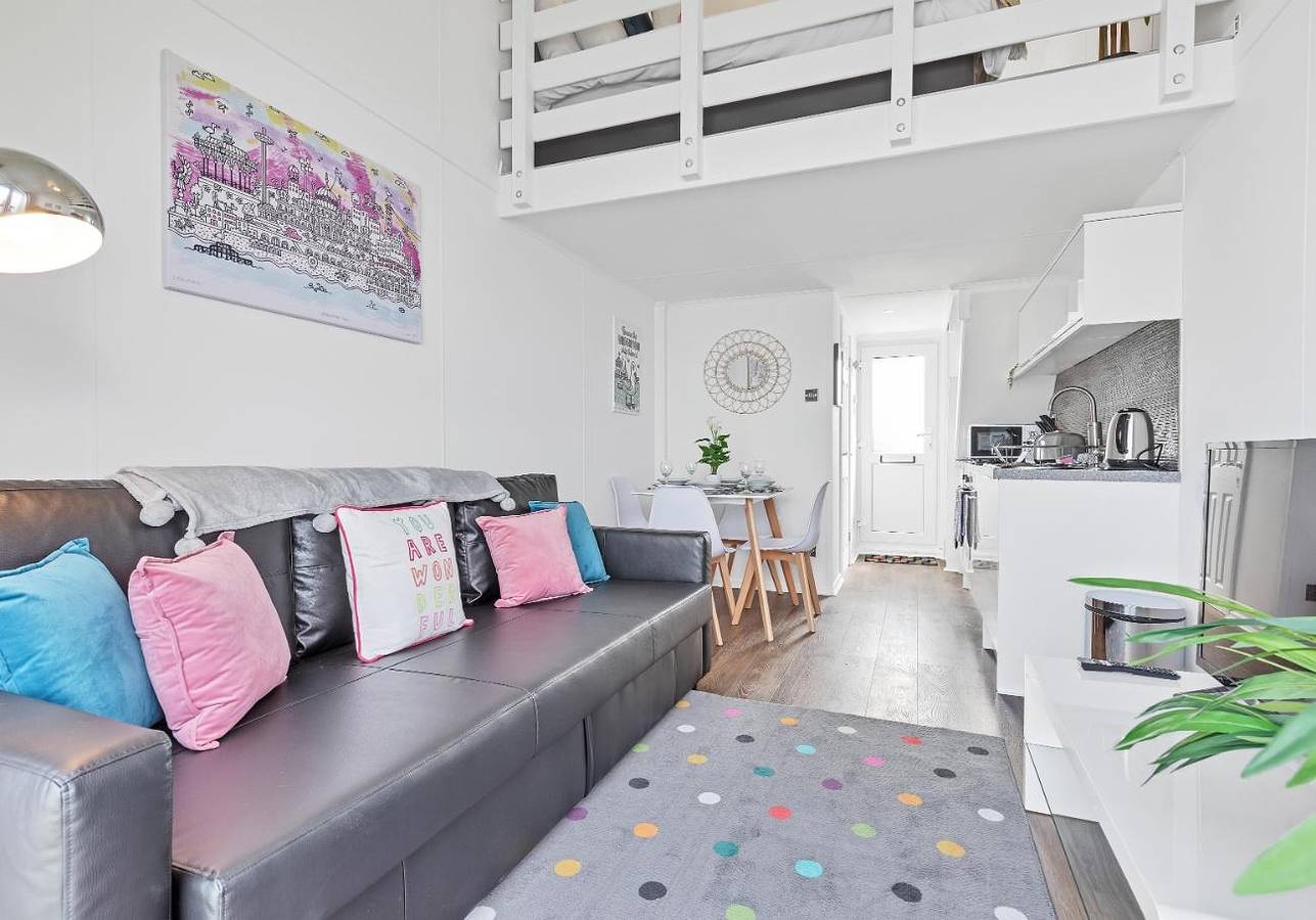 Apartment for 4 People in Brighton Marina, Brighton