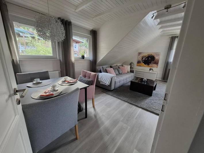 Ferienwohnung für 3 Personen, mit Terrasse und Garten sowie Ausblick in Bromskirchen - 4