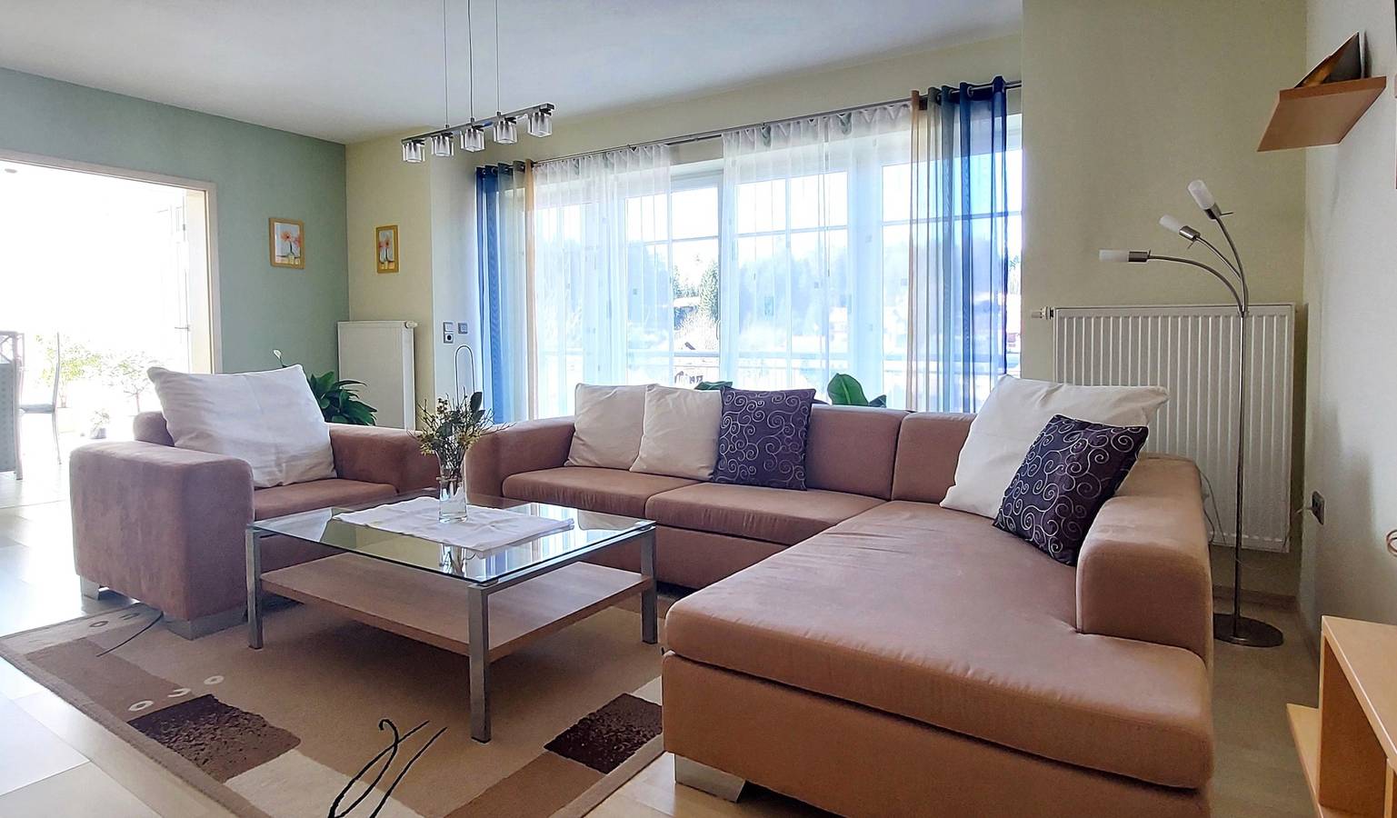 Ganze Ferienwohnung, Helle, lichtdurchflutete Ferienwohnung im Herzen des Bayerischen Waldes, Nationalparknähe in Rinchnach, Ostbayern