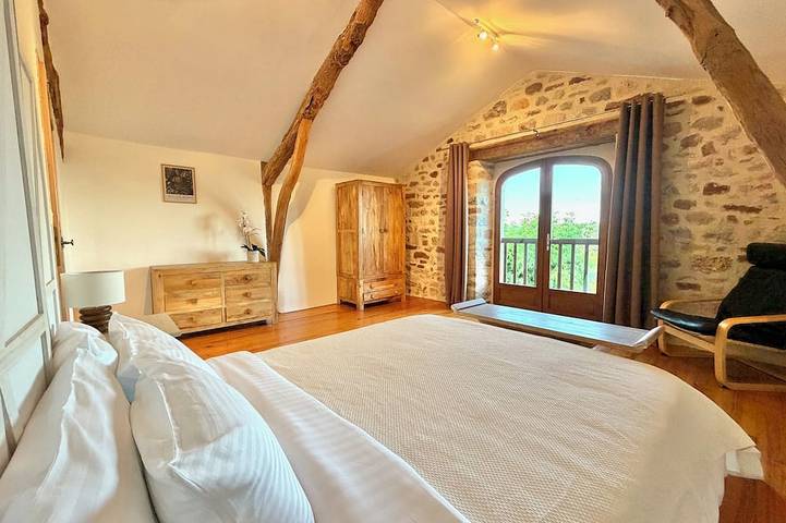 Location de vacances pour 4 personnes, avec Terrasse à Vindrac-Alayrac - 2