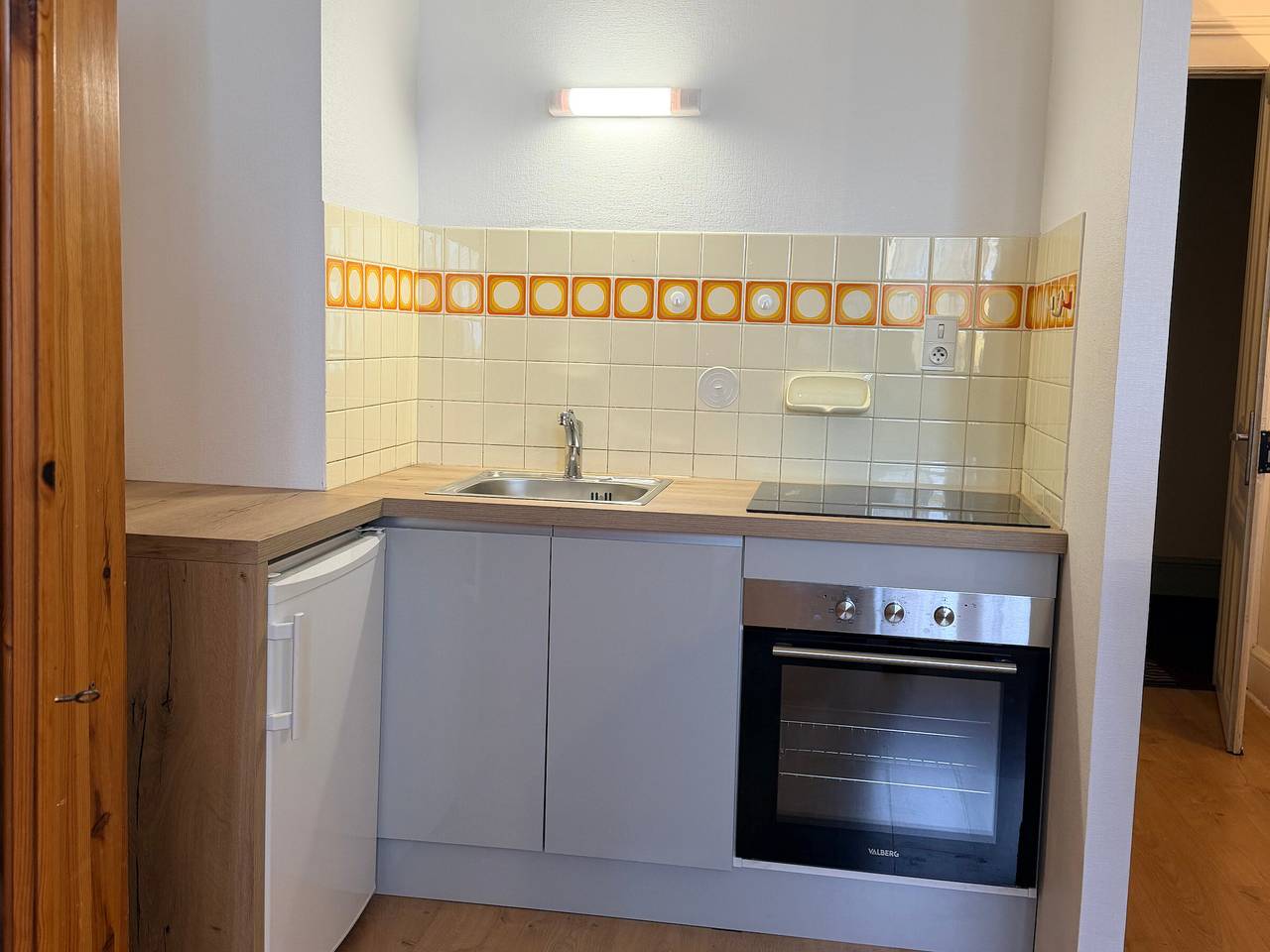 Entire studio, Cozy Studio near Evian Docks in Évian-les-Bains, Thonon-les-Bains region