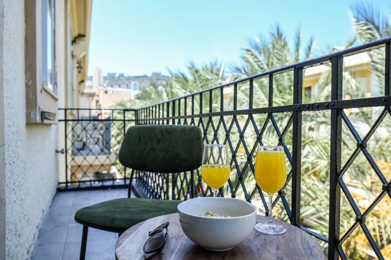 Entire apartment, The Printhouse Downtown Boutique Studio 3 in Haifa, Haifa District