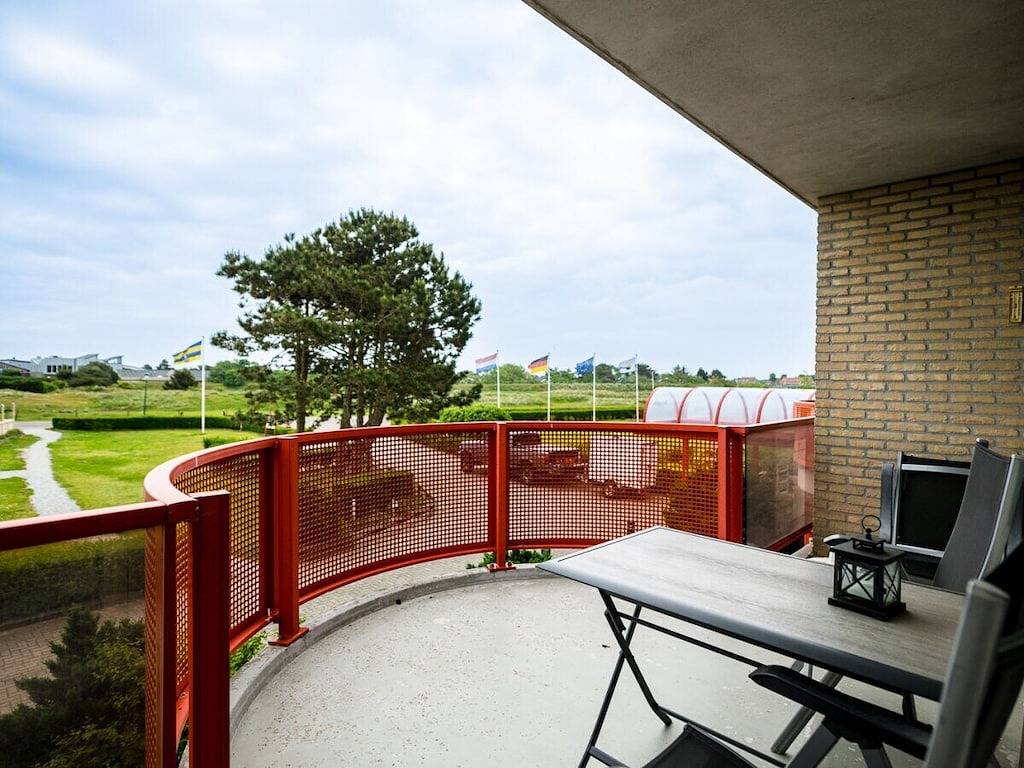 Ferienwohnung in Buren mit Schwimmbecken in Buren (Ameland), Westfriesische Inseln