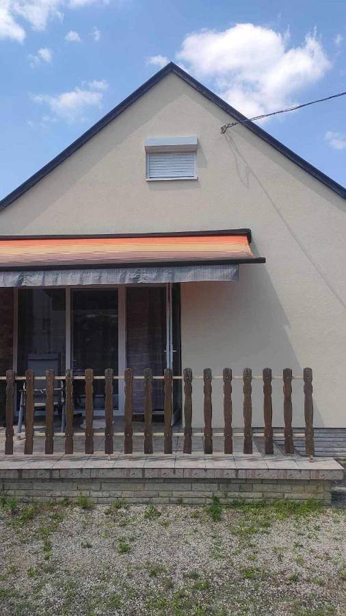 Ferienhaus für 4 Personen, mit Garten - 1